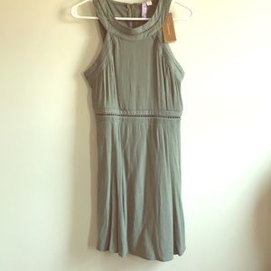 NWT Alya (from Francesca’s) sleeveless dress